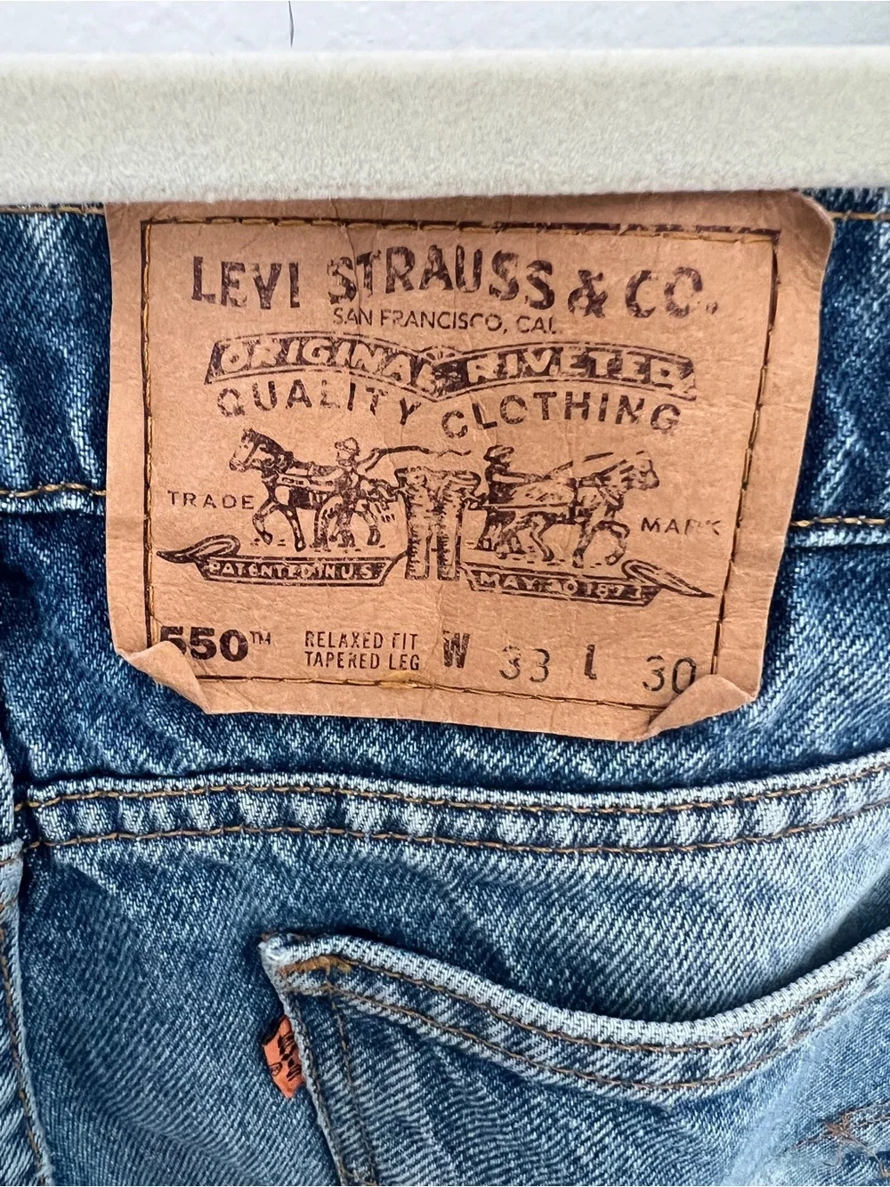 Orange Tab Levi’s 550 33x30 relaxed fit tapered leg